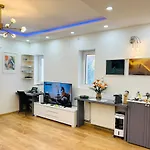 Luxvillas